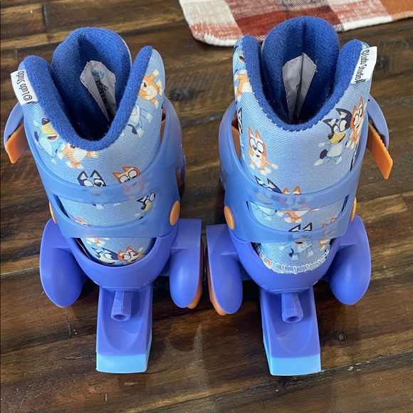 Kids Bluey Adjustable Roller Skates - Picture 4 of 8